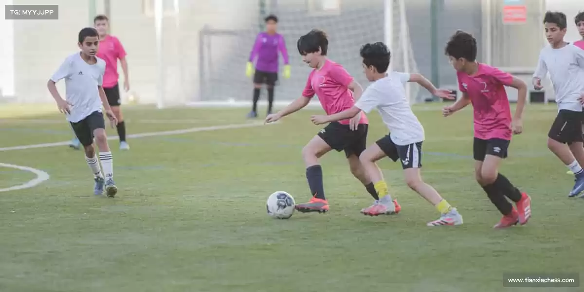 <strong>超凡国际·com</strong>🏆梦想不会发光,发光的是追逐梦想的你!